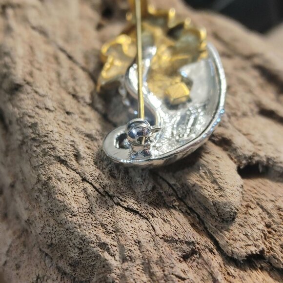 Brooch Pin Vintage Danecraft Cornucopia Gold Silver Toned Collectible Costume - Picture 6 of 10